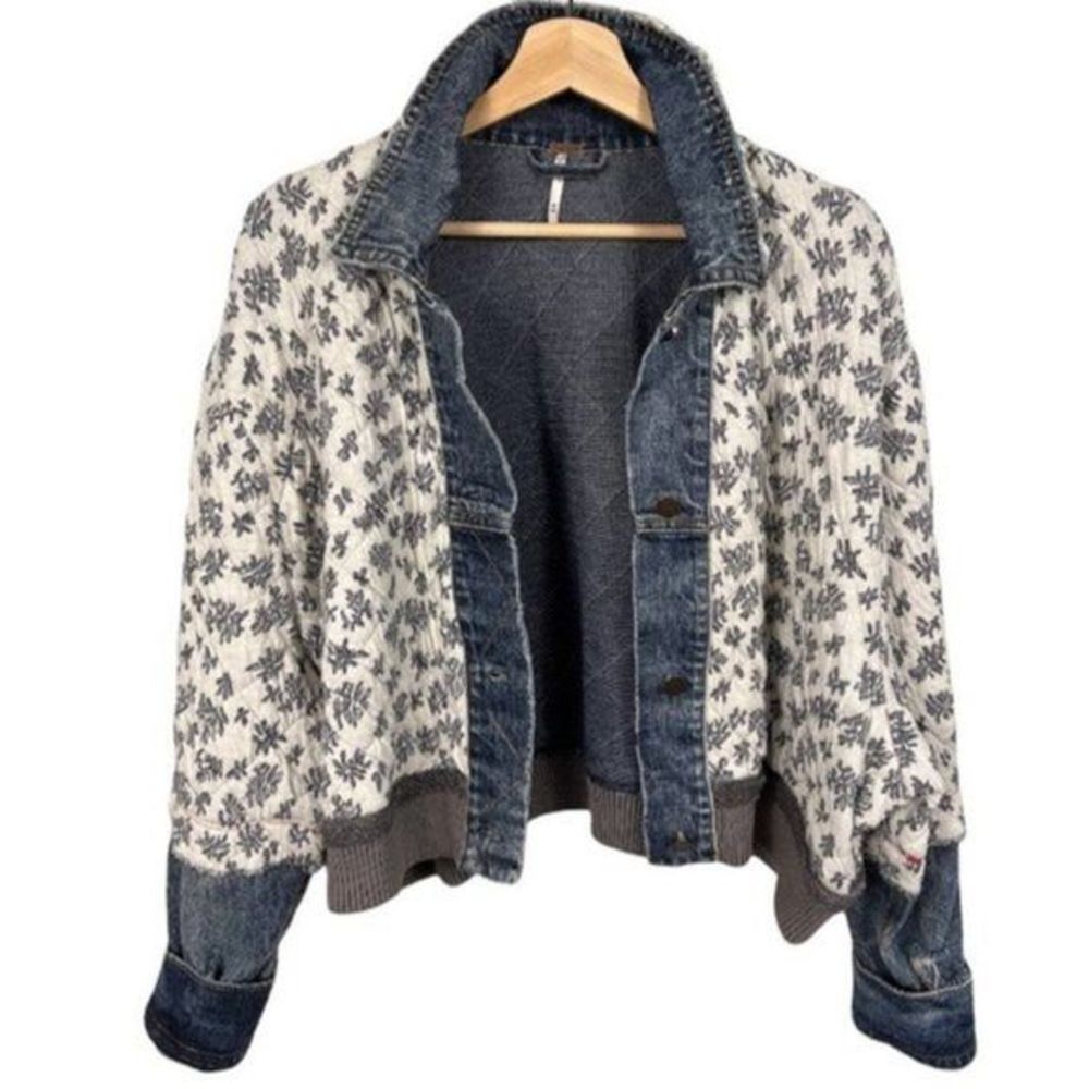 Free People Cropped Denim & Floral Print Jacket in Blue and White - Picture 12 of 16